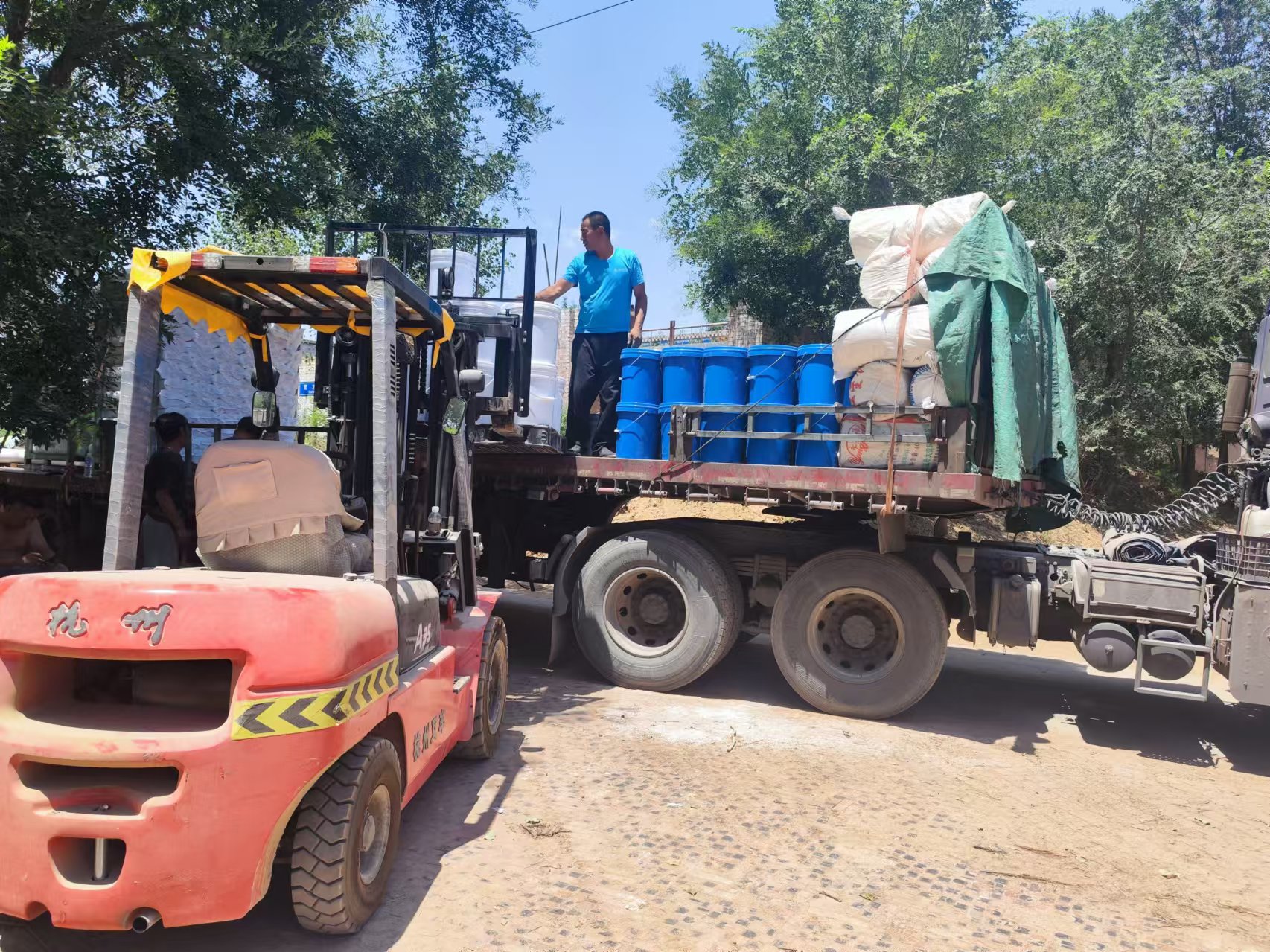 除塵濾筒端蓋膠在空氣凈化設備中的功能解析